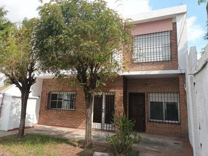 Edificio en venta en Doctor Ignacio Arieta, 298, Villa Luzuriaga