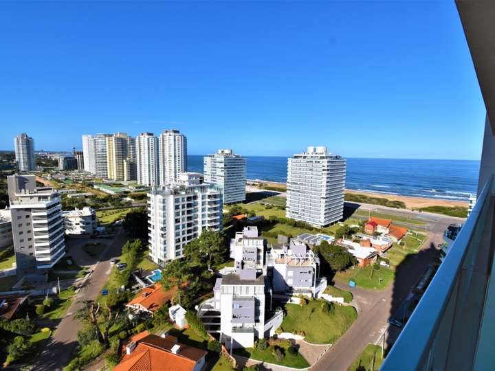 Apartamento en venta en Biarritz, Punta Del Este