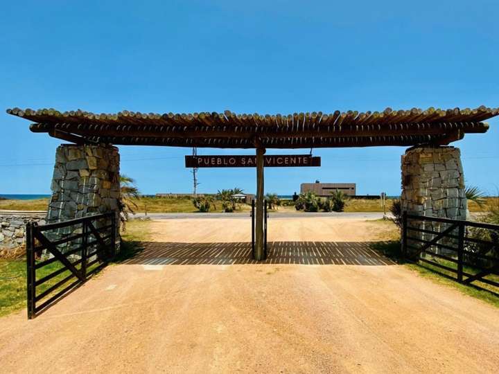 Terreno en venta en Los Pinos, Maldonado