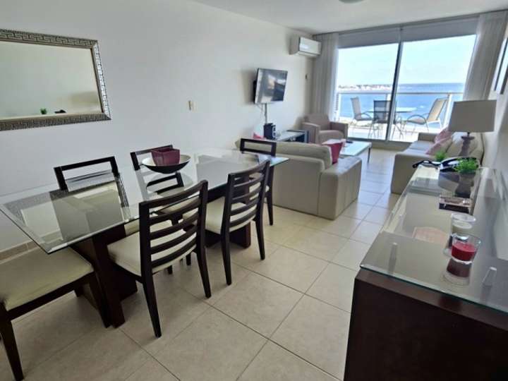 Apartamento en alquiler en Punta Del Este