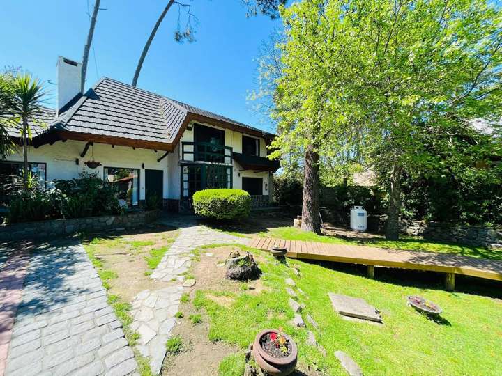 Casa en venta en Pinares, Maldonado