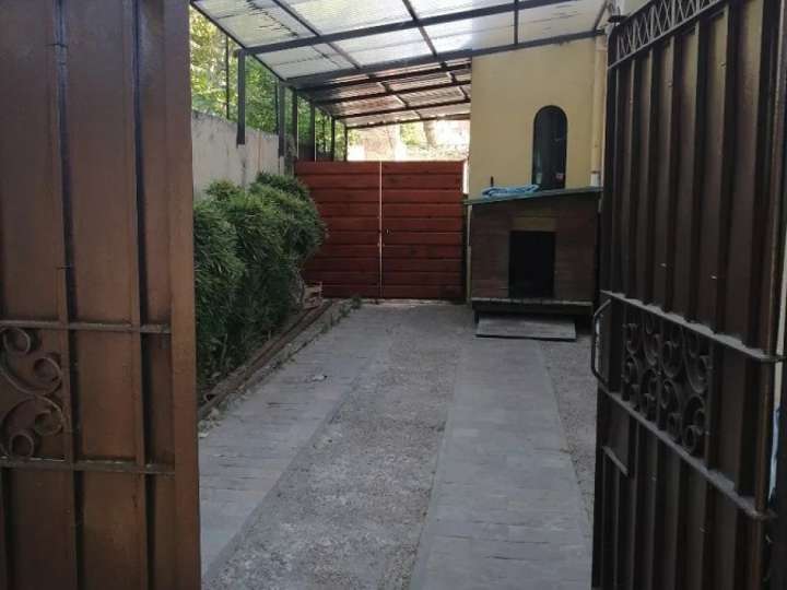 Casa en venta en Avenida Millán, Montevideo
