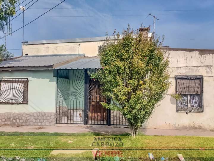 Casa en venta en Ricardo Rojas, Buenos Aires