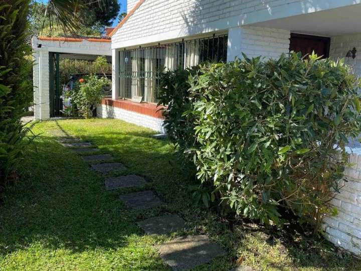 Casa en alquiler en Pinares, Maldonado