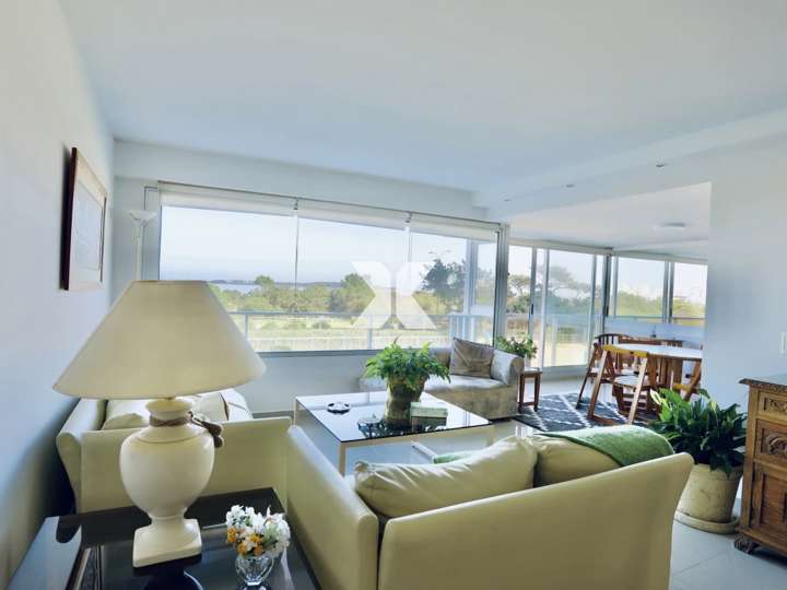 Apartamento en venta en Rambla Doctor Claudio Williman, Punta Del Este