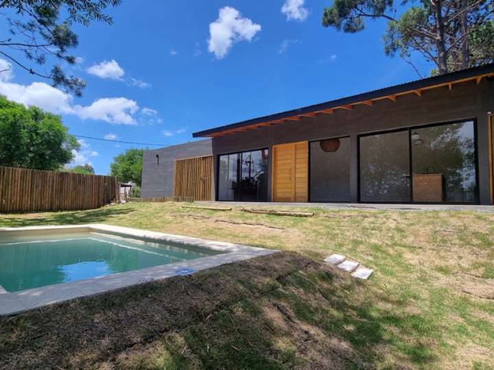 Casa en venta en Colombia, Maldonado