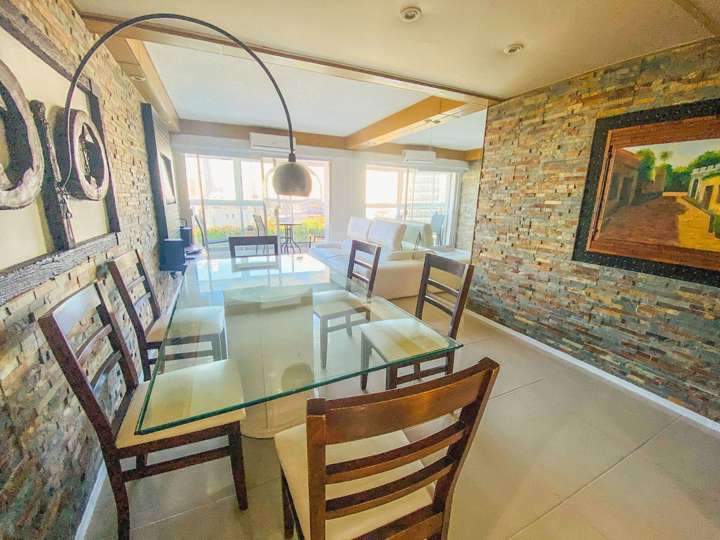 Apartamento en venta en Avenida Chiverta, Punta Del Este