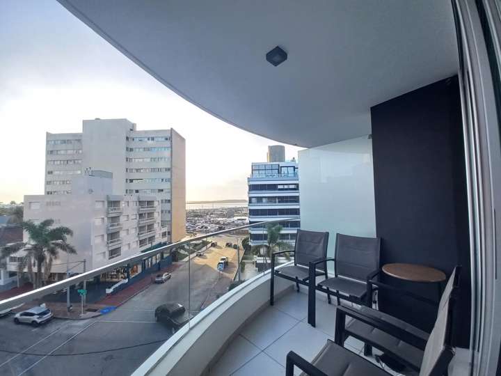 Apartamento en venta en Punta Del Este