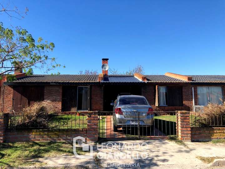 Casa en venta en Juan Bernardi, Colonia