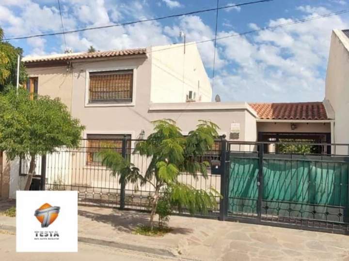 Casa en venta en General M. Soler, Chubut
