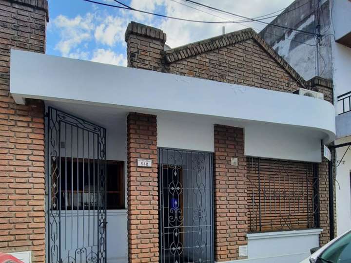 Casa en venta en 502 Avenida Congreso, 502, Entre Rios