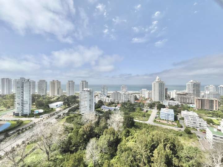 Apartamento en venta en Punta Del Este