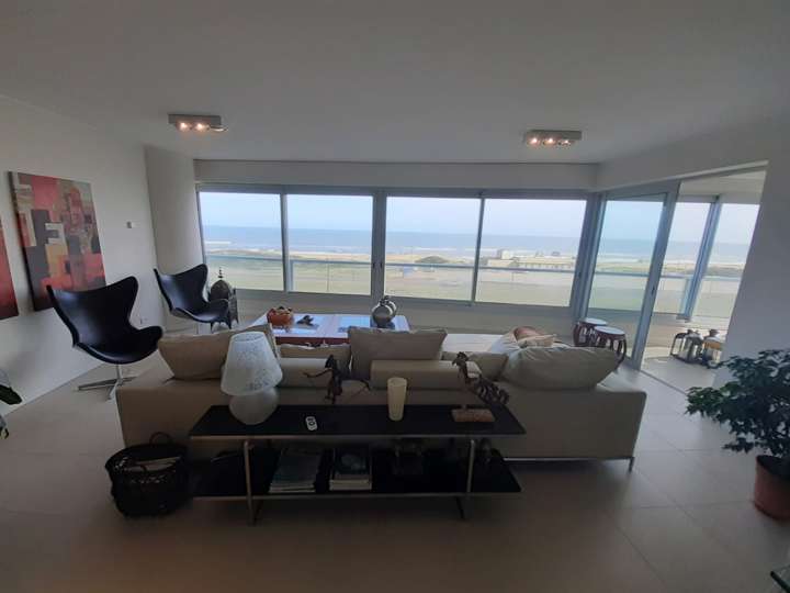 Apartamento en venta en Punta Del Este