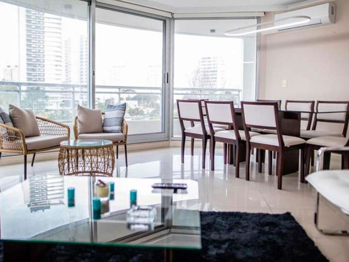 Apartamento en venta en Avenida Franklin Delano Roosevelt, Punta Del Este