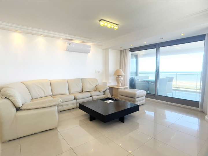 Apartamento en venta en Punta Del Este