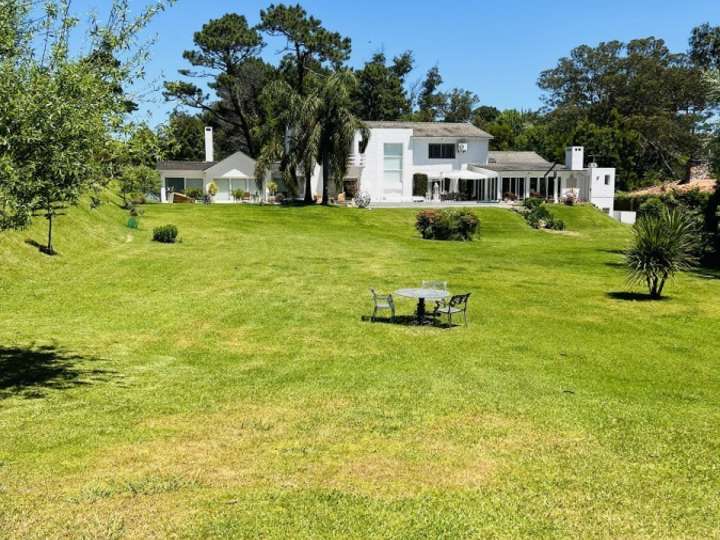 Casa en venta en Sor Juana Inés de La Cruz, San Rafael - El Placer