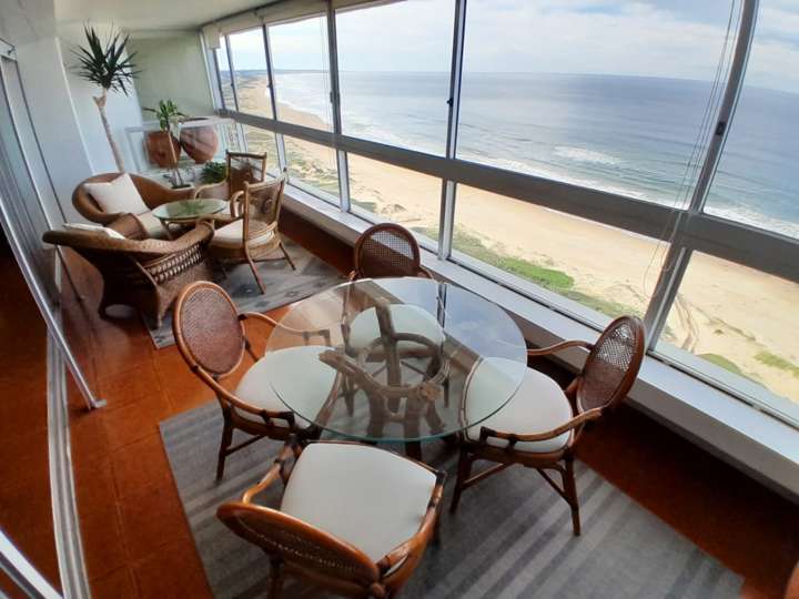 Apartamento en venta en Punta Del Este