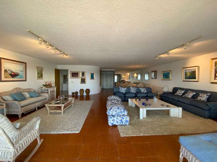 Apartamento en venta en Punta Del Este