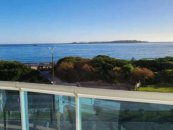 Apartamento en venta en Rambla Doctor Claudio Williman, Punta Del Este