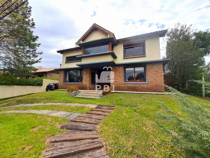 Casa en venta en Pinares, Maldonado