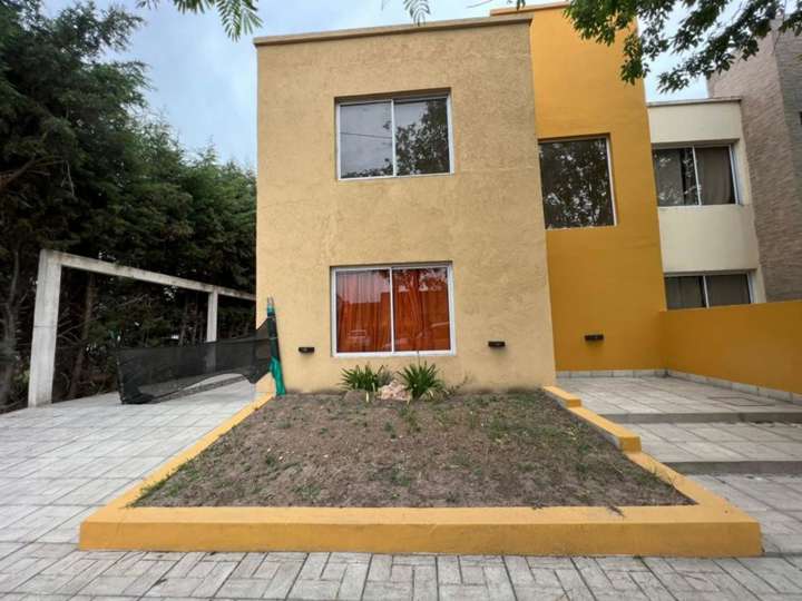Casa en venta en Avenida Jorge Newbery, Ezeiza