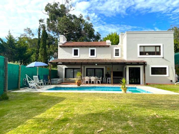 Casa en venta en Garcilaso de La Vega, Punta Del Este