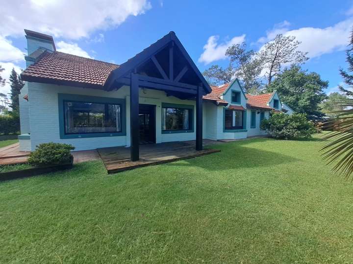 Casa en venta en Los Espinillos, Punta Del Este