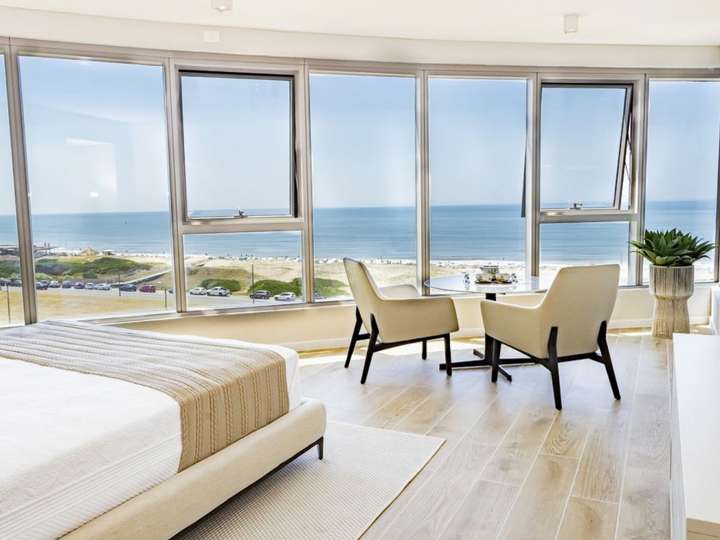 Apartamento en venta en Rambla Lorenzo Batlle Pacheco, Punta Del Este