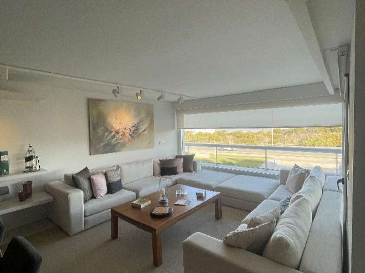 Apartamento en venta en Punta Del Este