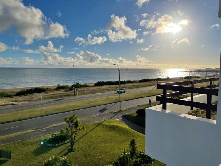 Apartamento en venta en Rambla Doctor Claudio Williman, Maldonado