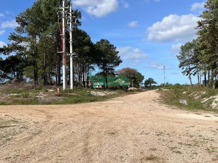 Terreno en venta en Solymar, Canelones