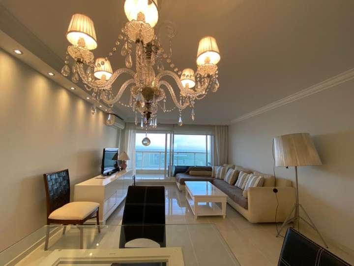 Apartamento en venta en Avenida Francisco Acuña de Figueroa, Maldonado