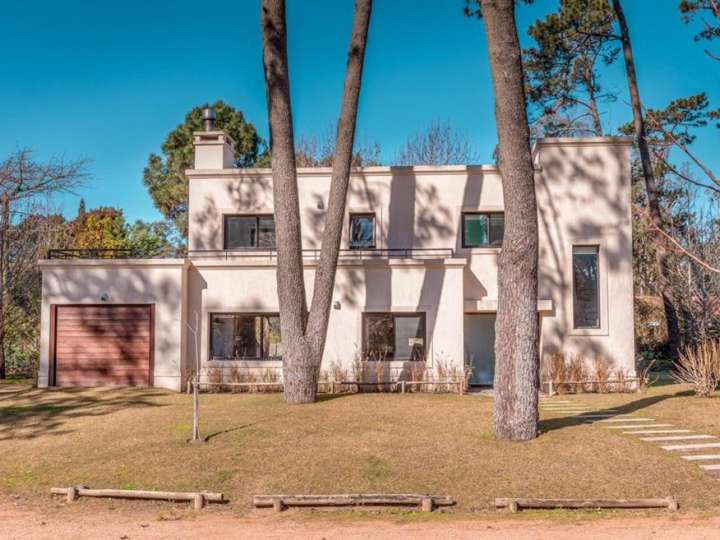 Casa en venta en Rambla General Artigas, Punta Del Este