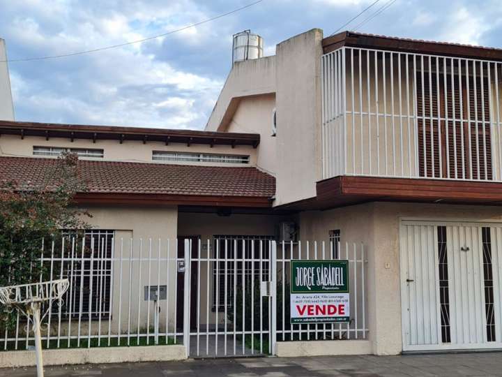 Casa en venta en Pablo Simbrón, 2529, Villa Luzuriaga
