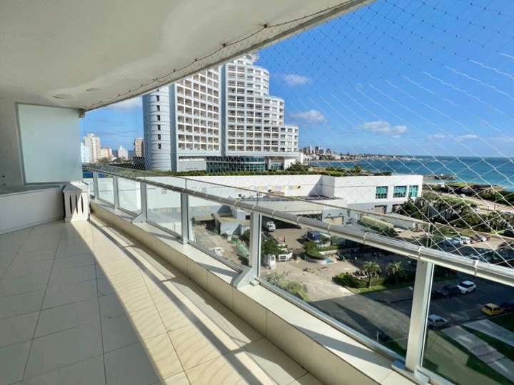 Apartamento en venta en Punta Del Este