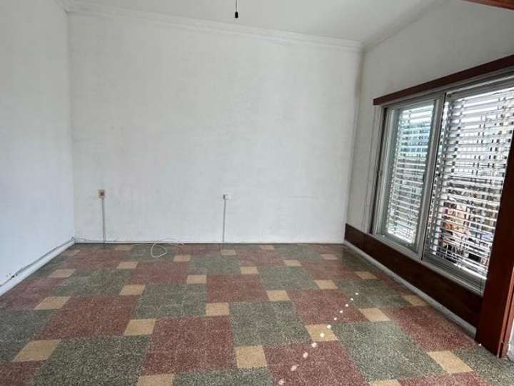 Casa en venta en Avenida General Flores, Montevideo