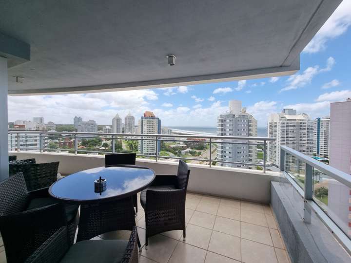 Apartamento en venta en Punta Del Este