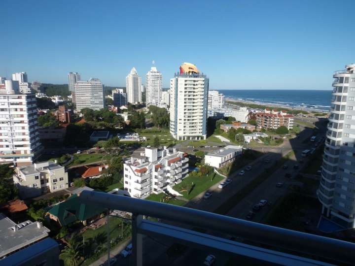 Apartamento en venta en Punta Del Este