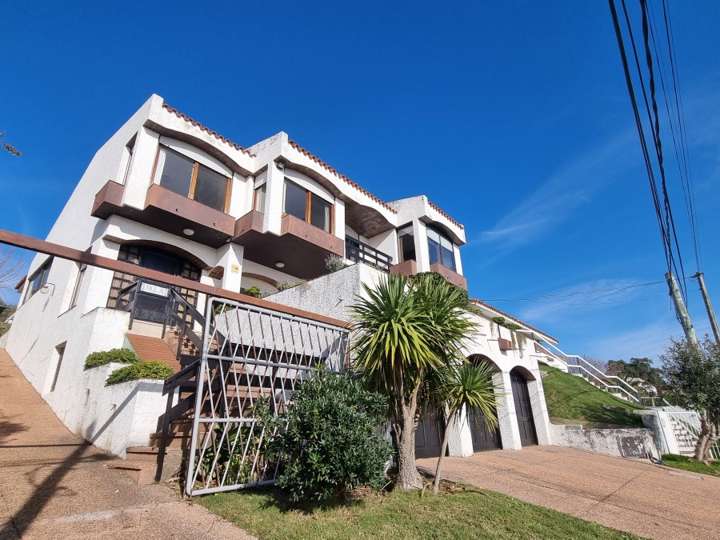 Casa en venta en Avenida Francisco Piria, Piriápolis