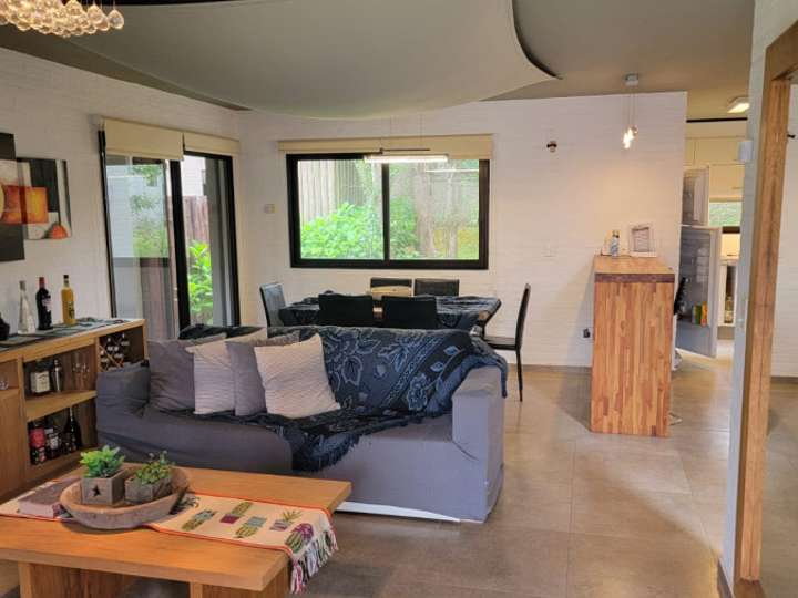 Casa en venta en Pinares, Maldonado