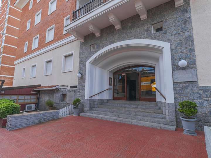 Apartamento en venta en El Coral (Calle 23), Punta Del Este