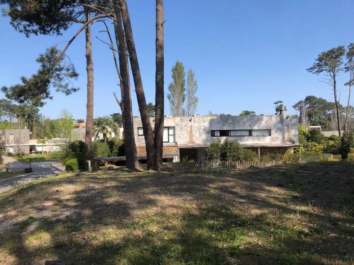 Terreno en venta en Punta Del Este