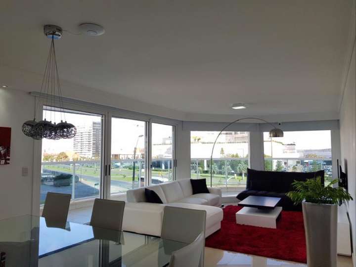 Apartamento en venta en Punta Del Este
