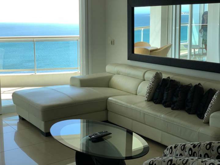 Apartamento en alquiler en Punta Del Este