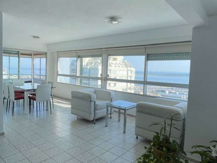 Apartamento en venta en Punta Del Este