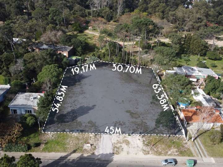 Terreno en venta en Niza, Piriápolis