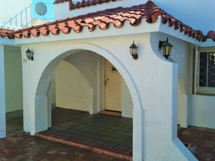 Casa en venta en Ignacio Barrios, Colonia