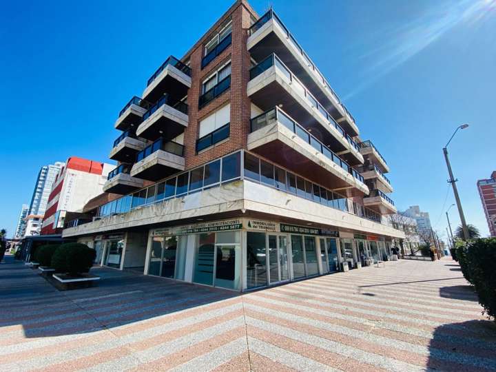 Comercial / Tienda en alquiler en Gorlero, Punta Del Este