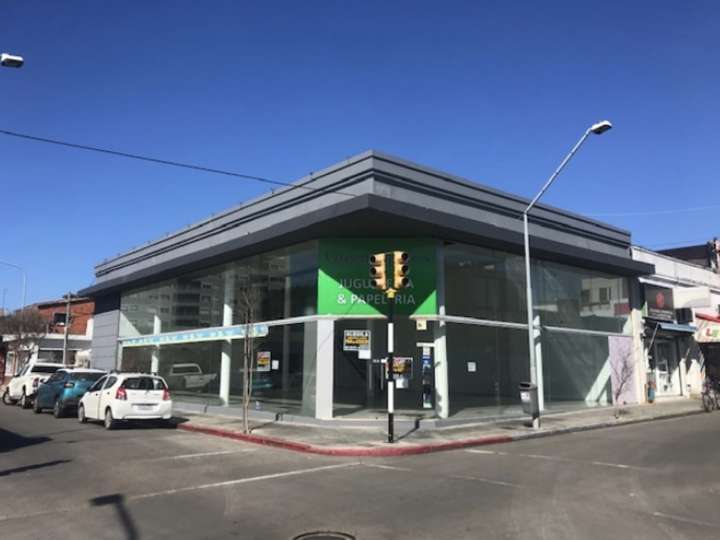 Comercial / Tienda en venta en Barrio Sur, Montevideo