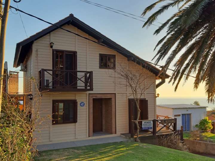 Casa en venta en Doctor Pedro Visca, Piriápolis